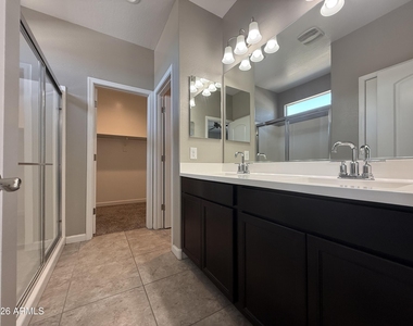 1255 N Arizona Avenue - Photo Thumbnail 12
