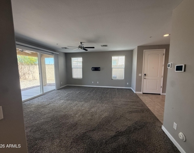 1255 N Arizona Avenue - Photo Thumbnail 6