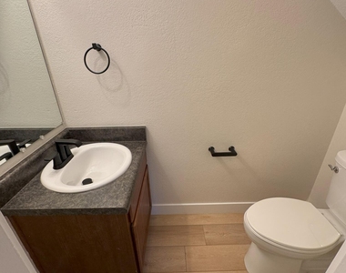 8530 E Belleview Street - Photo Thumbnail 14