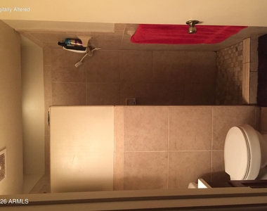 7010 N 68th Drive - Photo Thumbnail 21