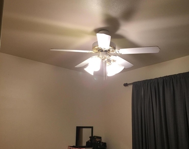 7010 N 68th Drive - Photo Thumbnail 28