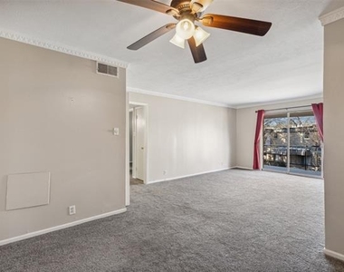 7918 Royal Lane - Photo Thumbnail 8