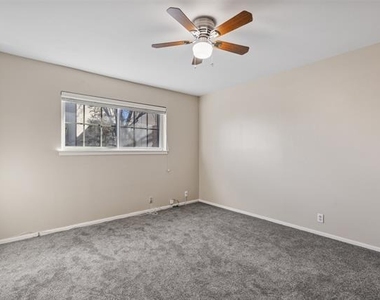7918 Royal Lane - Photo Thumbnail 12