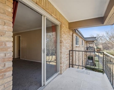 7918 Royal Lane - Photo Thumbnail 6