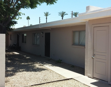 4940 E Holly Street - Photo Thumbnail 2