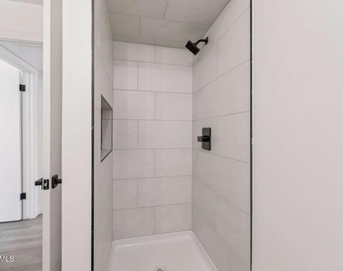 2205 S Mill Avenue - Photo Thumbnail 18