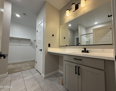 35448 W Santa Barbara Avenue - Photo Thumbnail 14