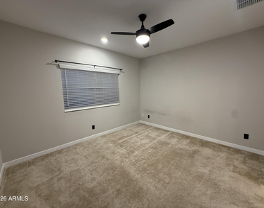 35448 W Santa Barbara Avenue - Photo Thumbnail 12