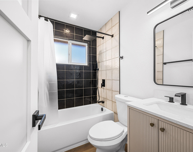 3518 E Montecito Avenue - Photo Thumbnail 12