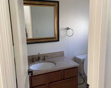 4804 N 73rd Street - Photo Thumbnail 7