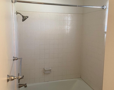 4804 N 73rd Street - Photo Thumbnail 15