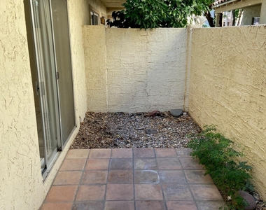 4804 N 73rd Street - Photo Thumbnail 20