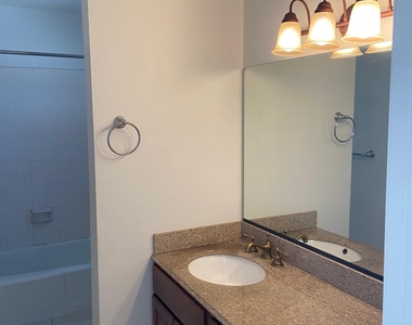 4804 N 73rd Street - Photo Thumbnail 16
