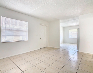 714 Michigan Court - Photo Thumbnail 21