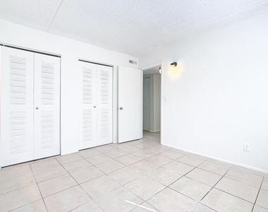 714 Michigan Court - Photo Thumbnail 7