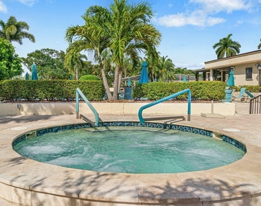 5605 Forest Oaks Terrace - Photo Thumbnail 28