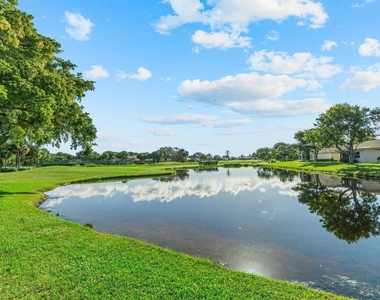 5605 Forest Oaks Terrace - Photo Thumbnail 10