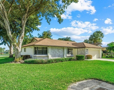 5605 Forest Oaks Terrace - Photo Thumbnail 22