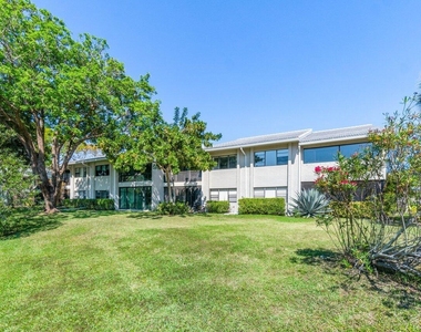 61 Eastgate Drive - Photo Thumbnail 19