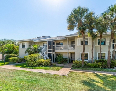 61 Eastgate Drive - Photo Thumbnail 17