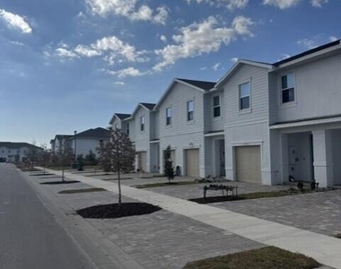 12845 Sw Forli Way - Photo Thumbnail 1