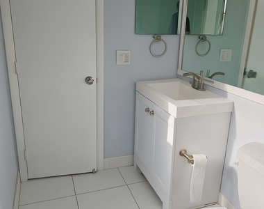 1001 Se 3rd Street - Photo Thumbnail 13