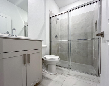 4530 Nw Exchange Avenue - Photo Thumbnail 22