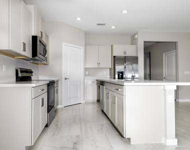 4530 Nw Exchange Avenue - Photo Thumbnail 6