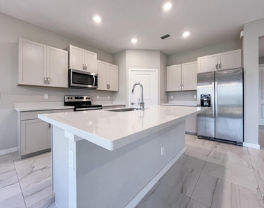 4530 Nw Exchange Avenue - Photo Thumbnail 21