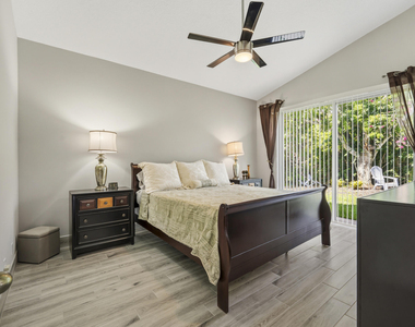 3198 Se Carrick Green Court - Photo Thumbnail 6