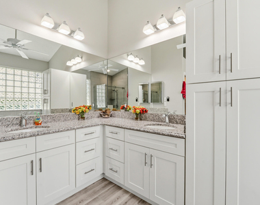 3198 Se Carrick Green Court - Photo Thumbnail 12