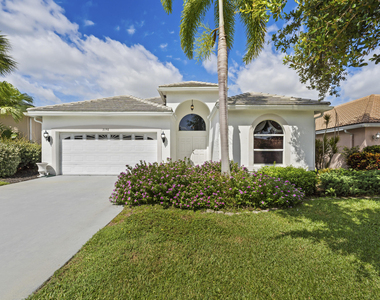 3198 Se Carrick Green Court - Photo Thumbnail 1