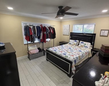 147 Alcazar Street - Photo Thumbnail 10