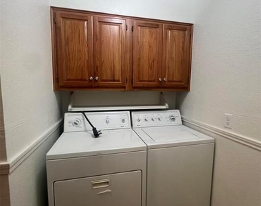 7317 Louisburg Drive - Photo Thumbnail 17