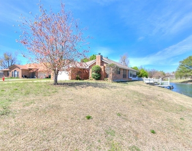 7317 Louisburg Drive - Photo Thumbnail 5
