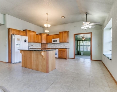 7317 Louisburg Drive - Photo Thumbnail 7