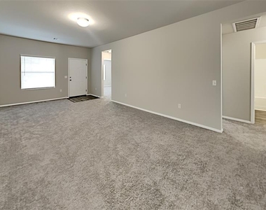 1832 Jack Rabbit Lane - Photo Thumbnail 2