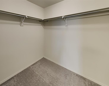 1832 Jack Rabbit Lane - Photo Thumbnail 11