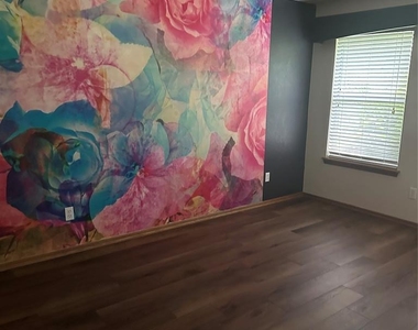 2807 Belknap Avenue - Photo Thumbnail 13