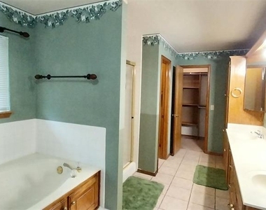 441 Cactus Road - Photo Thumbnail 9