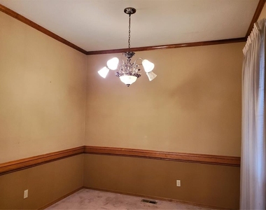 441 Cactus Road - Photo Thumbnail 8