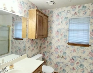 441 Cactus Road - Photo Thumbnail 7