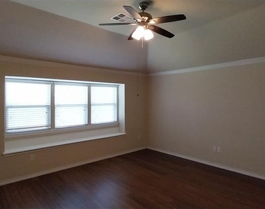 2304 Nw 154th Street - Photo Thumbnail 5