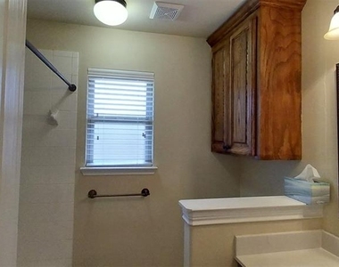 2304 Nw 154th Street - Photo Thumbnail 10