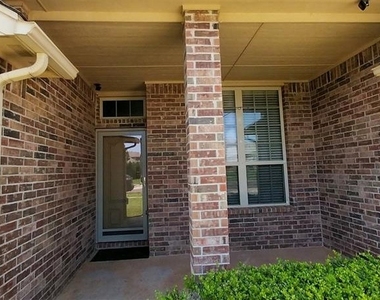 2304 Nw 154th Street - Photo Thumbnail 1