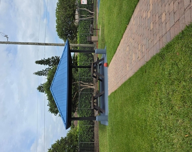 2866 S Oasis Drive - Photo Thumbnail 19