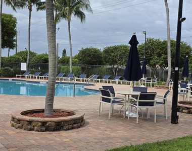 2866 S Oasis Drive - Photo Thumbnail 26