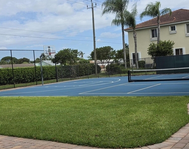 2866 S Oasis Drive - Photo Thumbnail 25