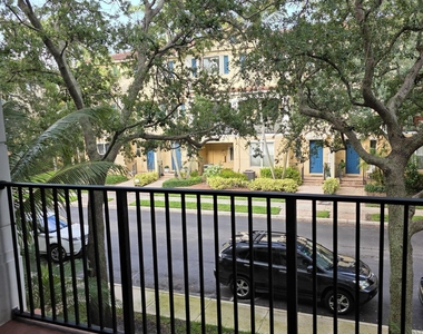 2866 S Oasis Drive - Photo Thumbnail 7