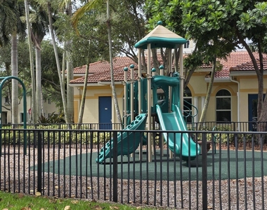 2866 S Oasis Drive - Photo Thumbnail 22